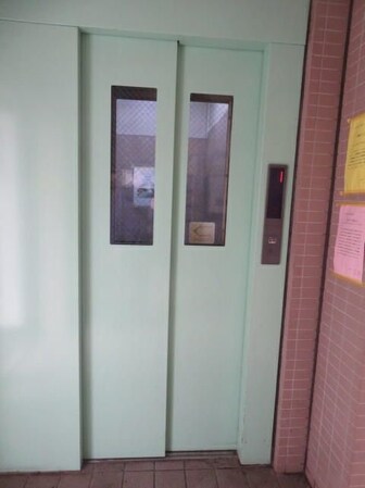 ヴィラ森林公園の物件内観写真